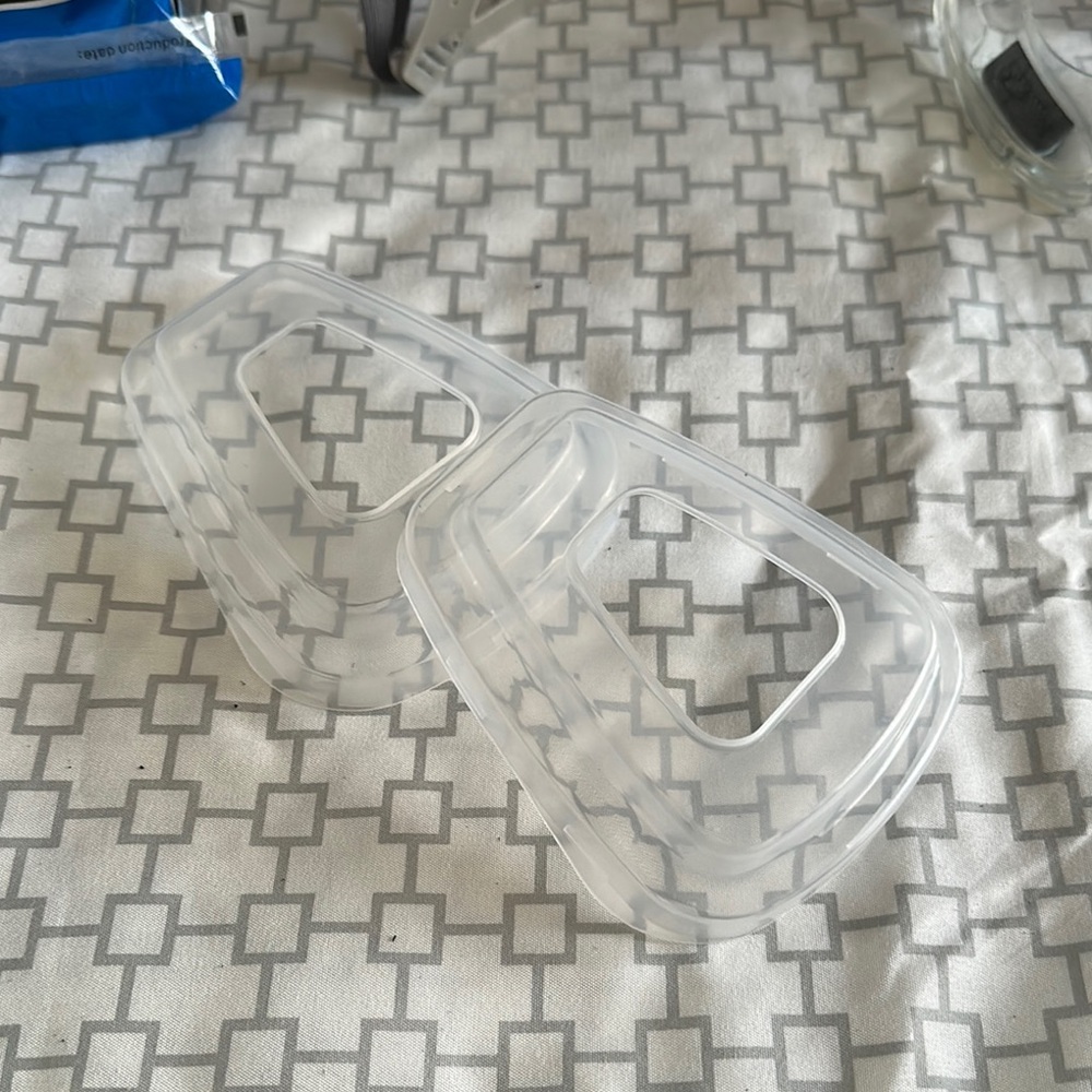 Respirator and Safety Goggles Set - Gray - Picture 7 of 9